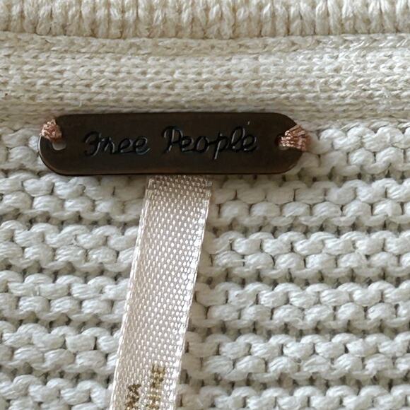 Free People La Brea Cream Ribbed Knit V Neck Sweater Womens Small Oversize Cozy - Picture 6 of 8